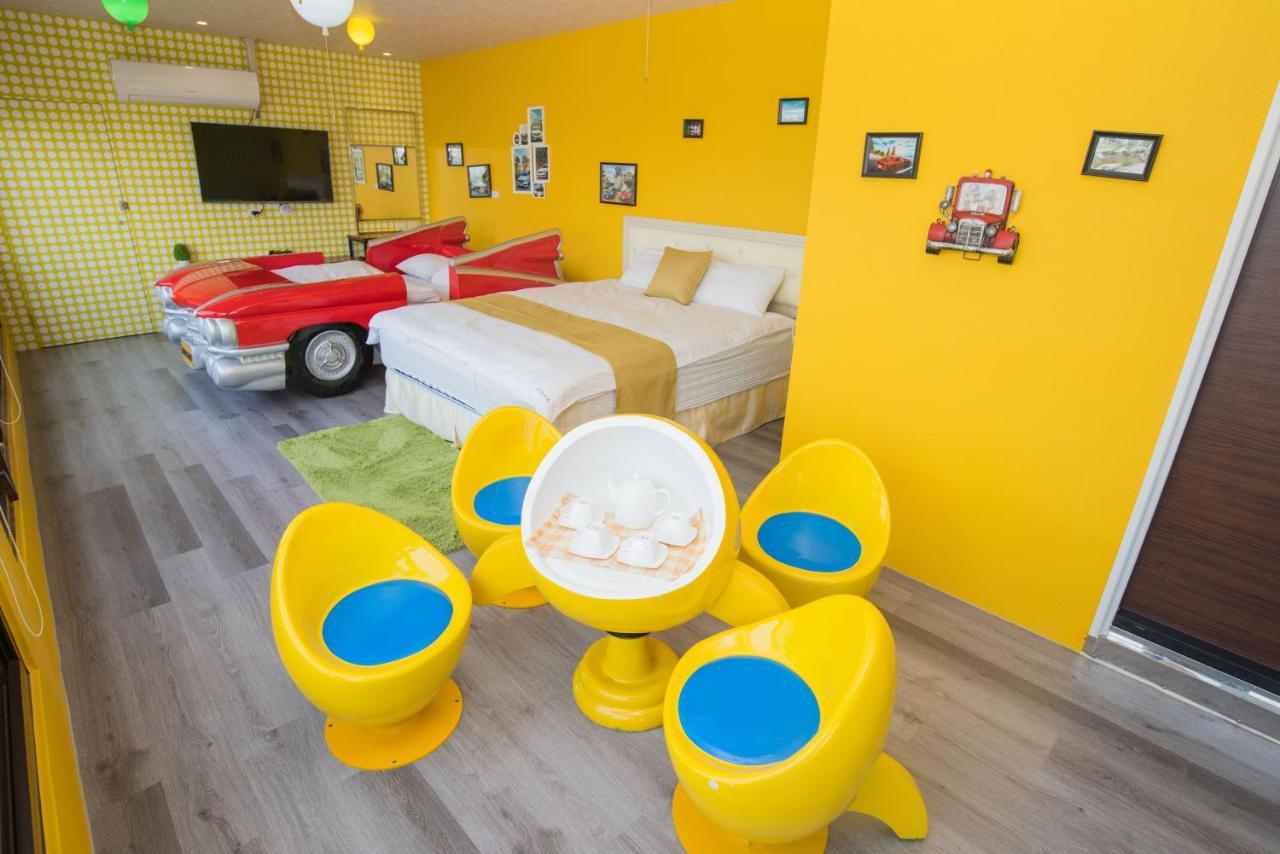 Appartamento Rainbow Hill House彩虹山舍 Shigang Esterno foto