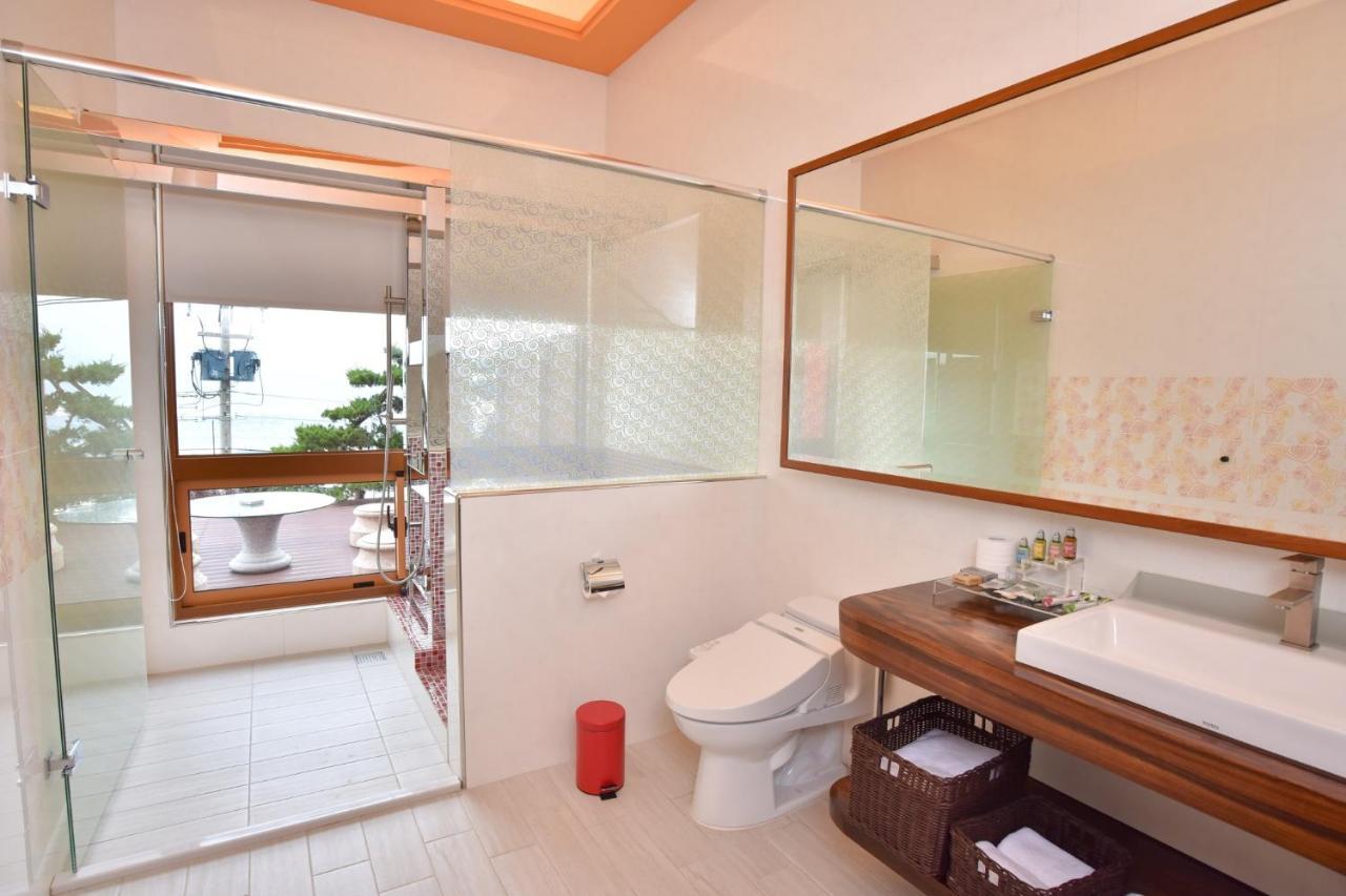 Appartamento Rainbow Hill House彩虹山舍 Shigang Esterno foto