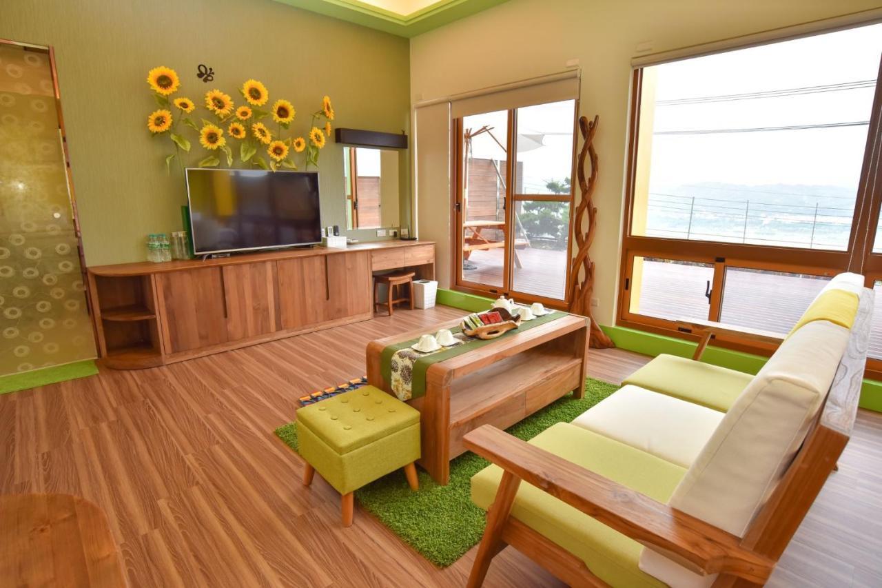 Appartamento Rainbow Hill House彩虹山舍 Shigang Esterno foto