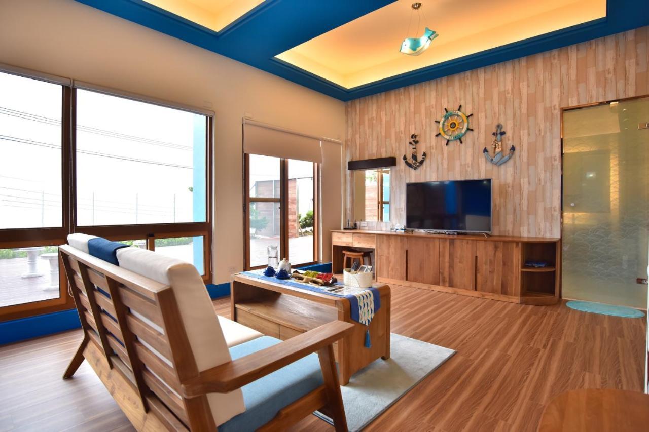 Appartamento Rainbow Hill House彩虹山舍 Shigang Esterno foto