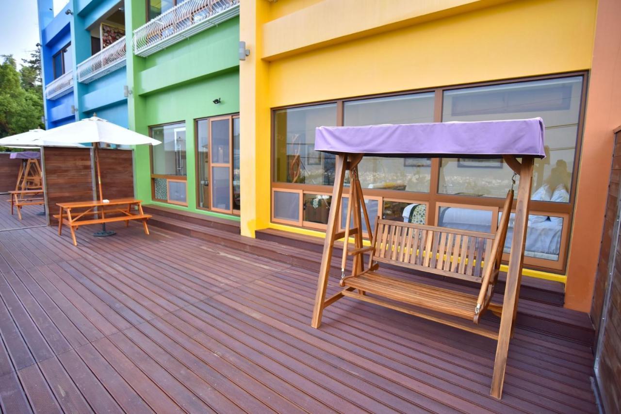 Appartamento Rainbow Hill House彩虹山舍 Shigang Esterno foto